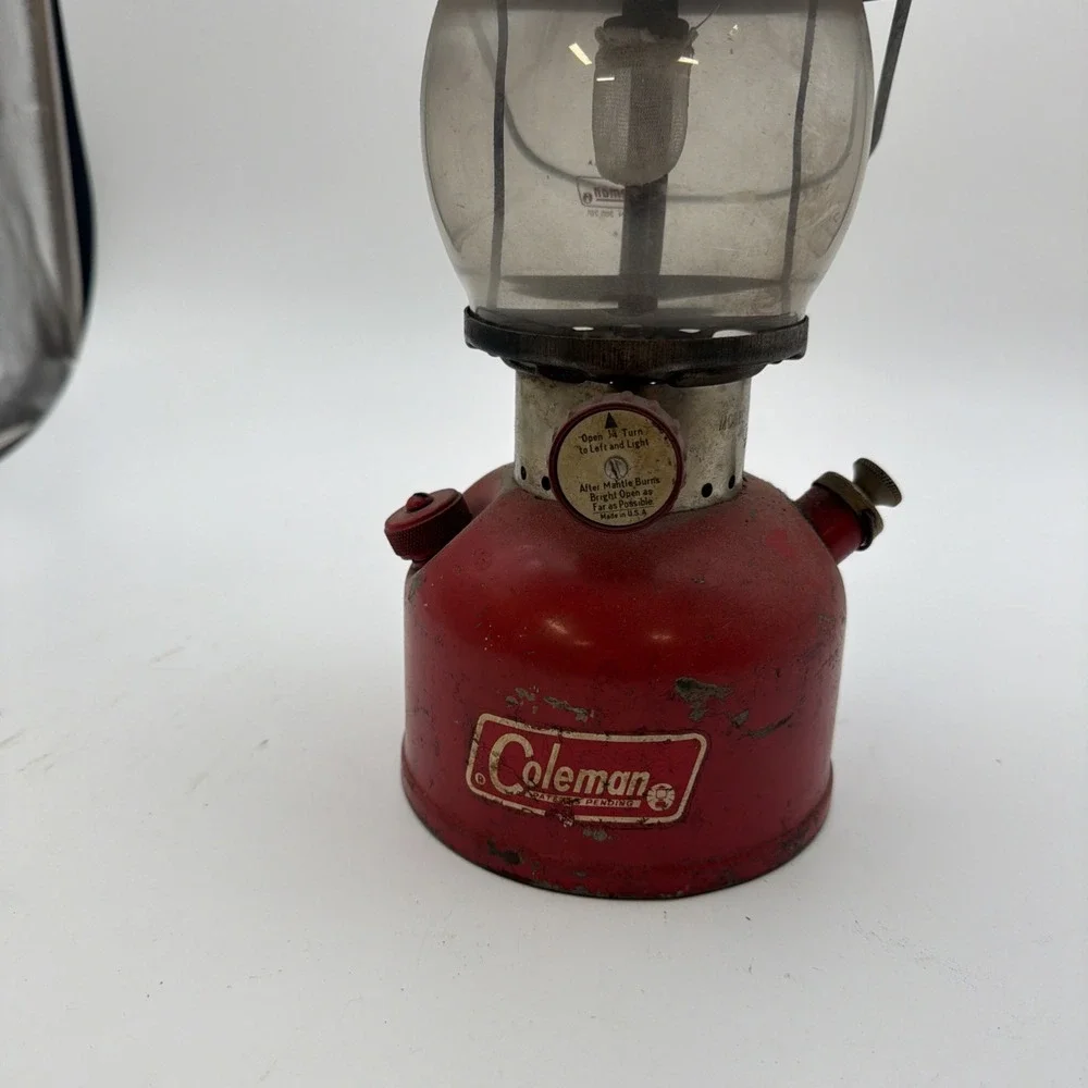 Coleman 200a red